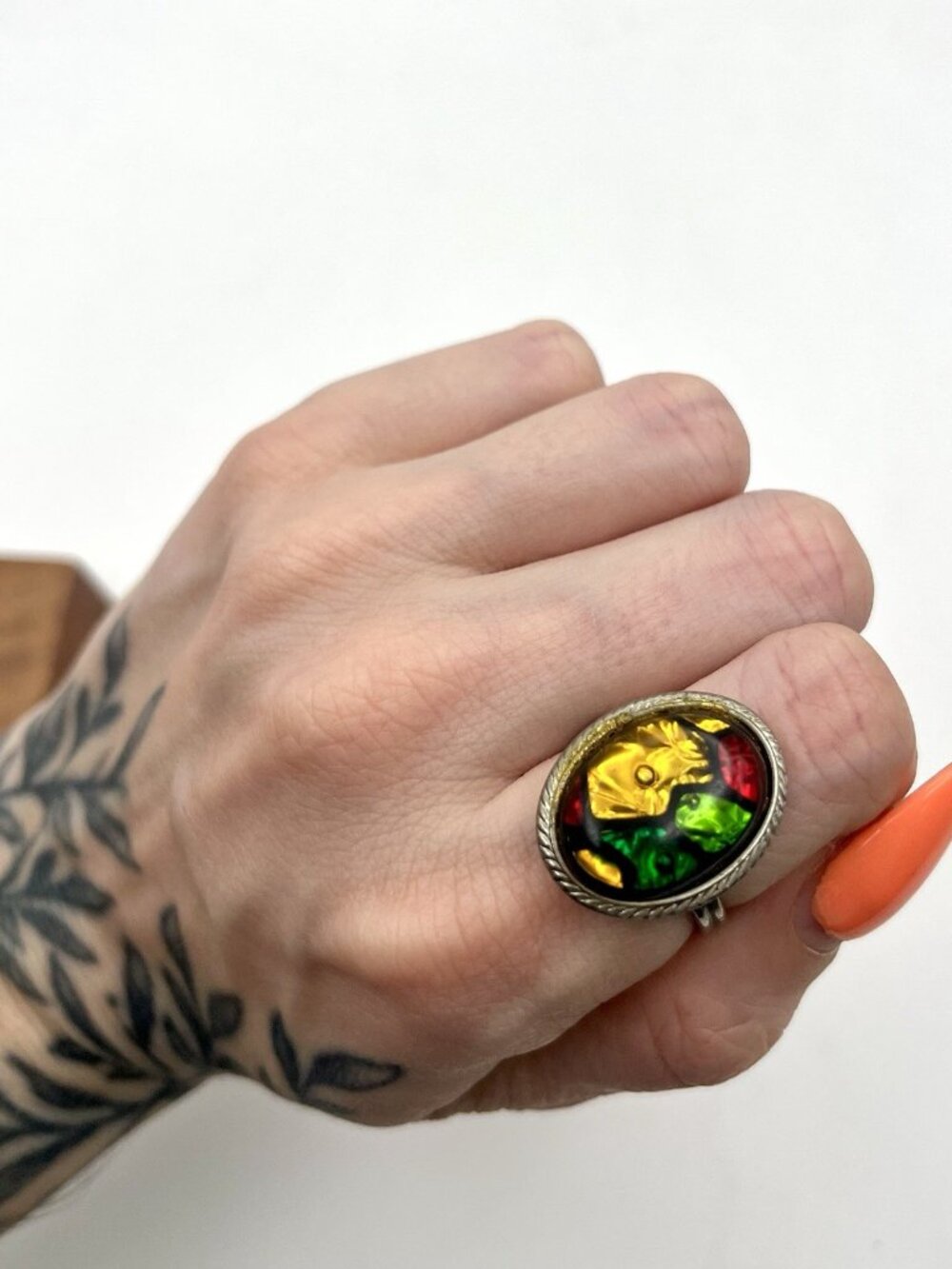 Vintage Psychedelic Lucite Resin Adjustable Statement Ring Boho Festival Size 6 - Picture 5 of 5
